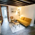 Charming Apt Close To Haussmann